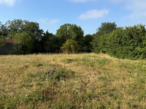 LAGORD - TERRAIN de 389 m²