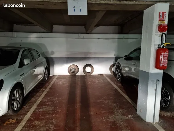 Parking en sous-sol auto / moto