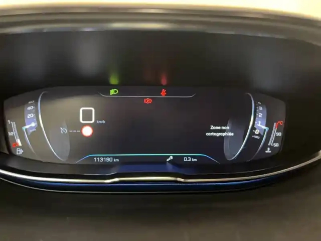 Peugeot 3008 puretech 130ch s&amp;s bvm6 — photo 8