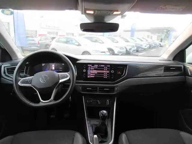 Volkswagen Polo 1.0 tsi 95 s&amp;s bvm5 — photo 9