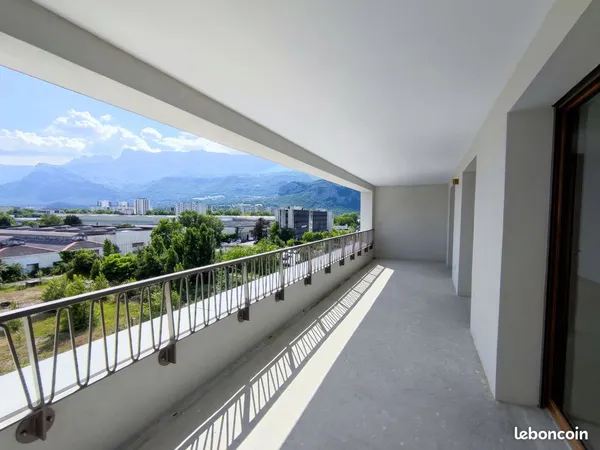 Appartement T5 Terrasse - Pont-de-Claix