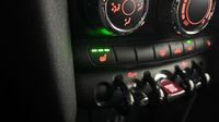 Mini Mini Cooper D 116ch Chili — photo 31