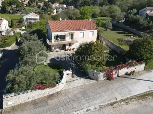 Maison 6 pièces 144 m²