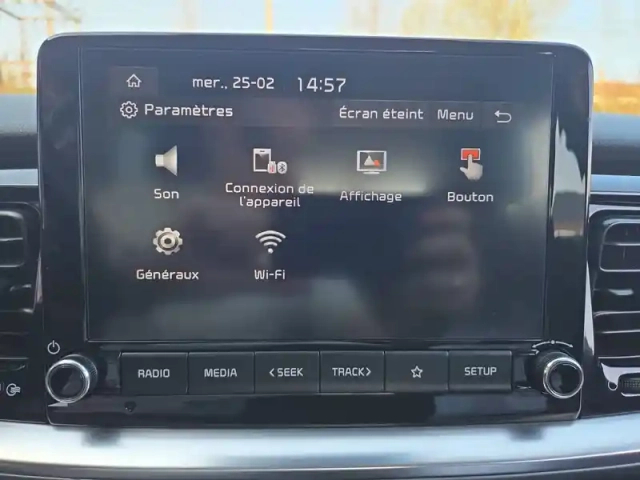 Kia Stonic 1.0 t-gdi 100 ch dct7 — photo 42