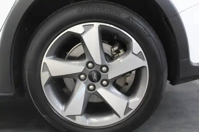 Ford Focus sw 1.0 ecoboost 125 s&amp;s — photo 7