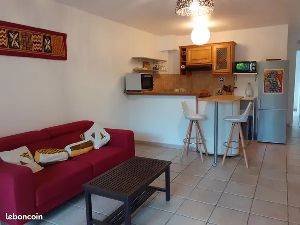 Charmant T2 dans résidence avec piscine