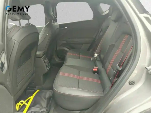 Renault Captur mild hybrid 140 — photo 48