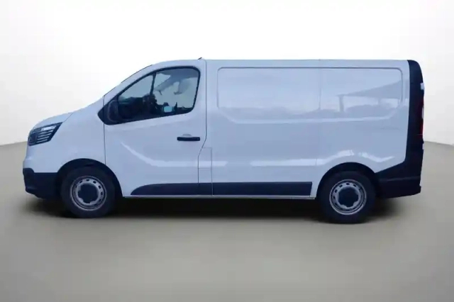 Renault Trafic fgn l1h1 3000 kg blue dci 130