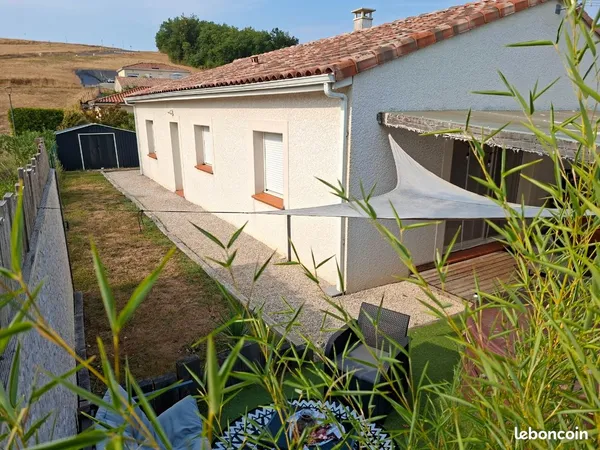 Villa/maison contemporaine plain pied sans vis à vis 109m2 jardin garage terrasse