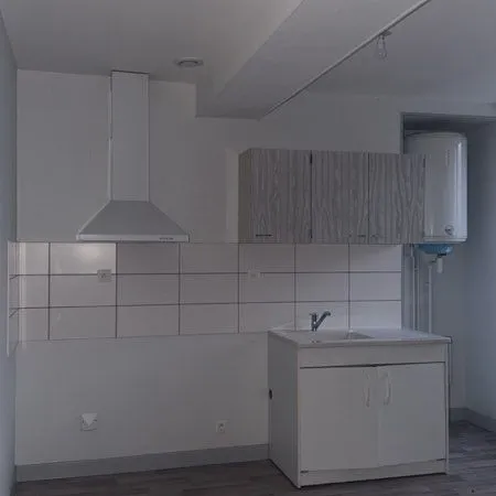 Appartement T1 La roche en Brenil