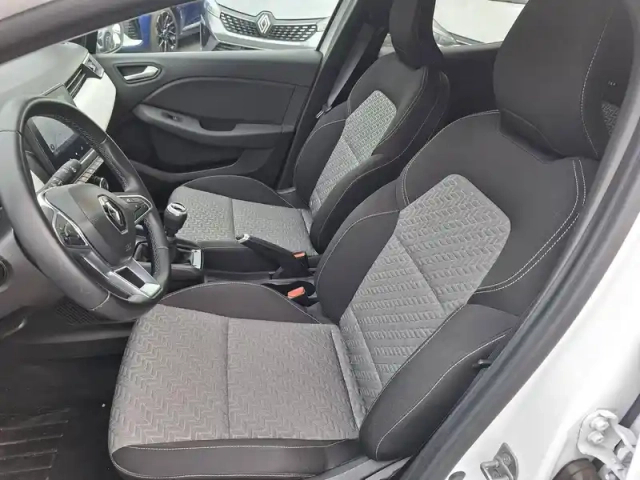 Renault Clio tce 90 — photo 19