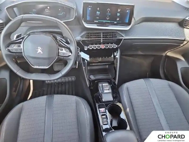 Peugeot 208 puretech 100 s&amp;s eat8 — photo 15