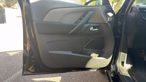 Citroen C4 SpaceTourer 1.2 PureTech 130 EAT8 - Business – 2020 – 72302 km – Essence – Boîte Automatique — photo 26