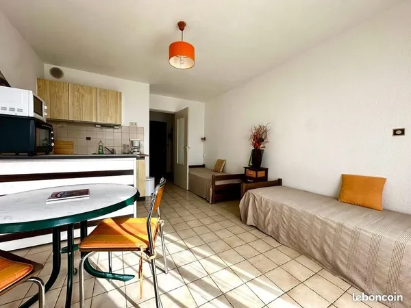 Studio 1 pièce 23 m²