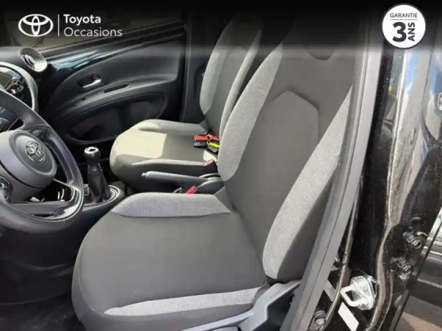 Toyota Aygo X 1.0 vvt-i 72ch dynamic my24 — photo 11