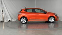 Renault Clio auto école Blue dCi 100 ch - 24 — photo 4