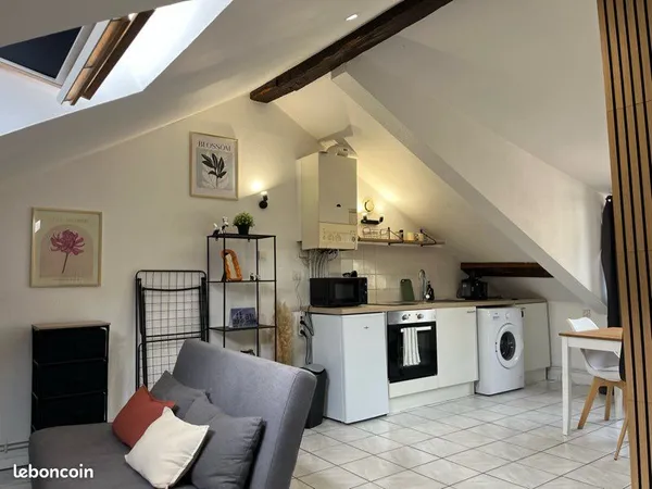Studio meublé 19 m² - Centre-ville de Montbéliard