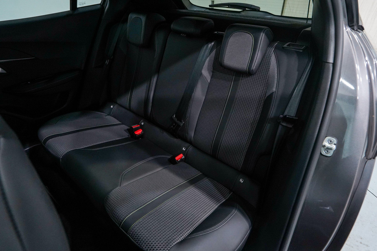 Peugeot 2008 — photo 31