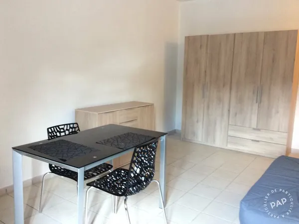 Studio 1 pièce 27 m²