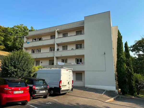 APPARTEMENT — AGEN | 3 PIÈCES DE 83 M2 | CELLIER , GARAGE , PLACE DE PARKING