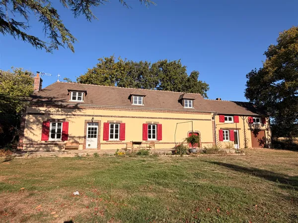 Charmante longère entièrement rénovée - 181 m² hab - Terrain arboré de 3 215 m² - Secteur BRETEUIL (