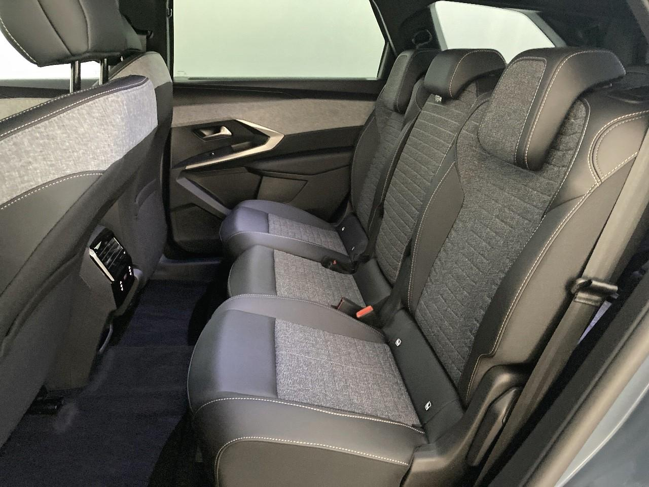 Peugeot 5008 hybrid 145 ch e-dcs6 allure — photo 10