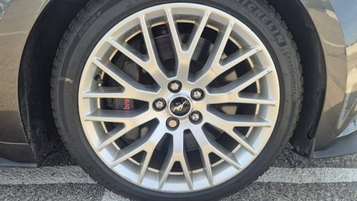 Ford Mustang 5.0 V8 421 - Gt Fastback – 2016 – 130115 km – Essence – Boîte Manuelle — photo 21