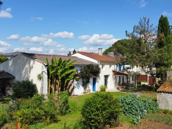 Maison 12 pièces 318 m²