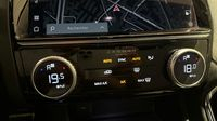 Jaguar E-Pace P300e PHEV R-Dynamic SE BVA AWD — photo 26