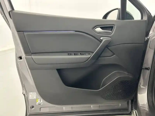 Renault Captur e-tech 145 — photo 20