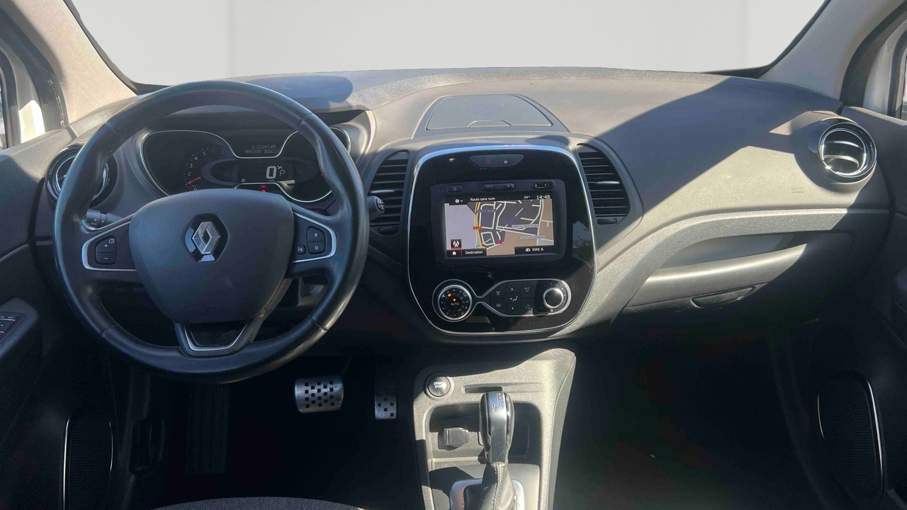 Renault Captur TCe 150 FAP EDC — photo 9