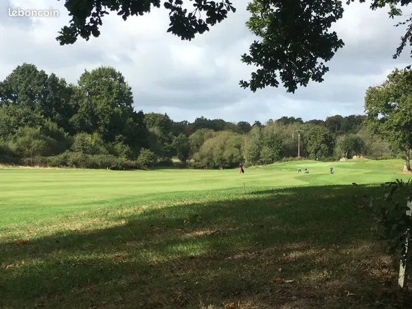 Terrain directement sur le golf de Saint Malo