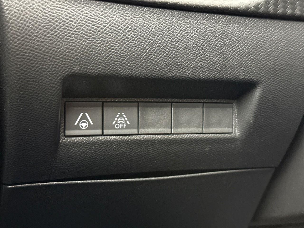 Peugeot 208 electrique 50 kwh 136ch gt — photo 16