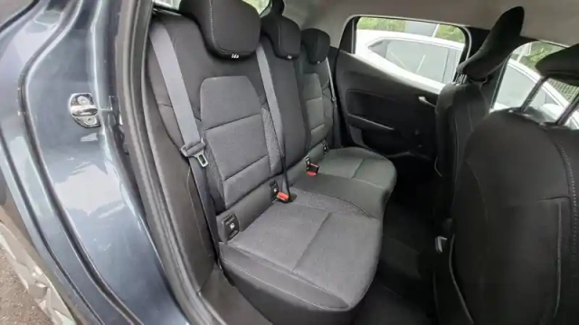 Renault Clio blue dci 85 — photo 15