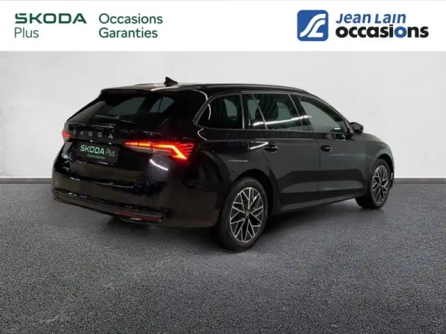 Skoda Octavia combi 1.5 tsi hybrid 150 ch act dsg7 — photo 2