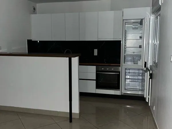 Loue appartement 3 pièces
