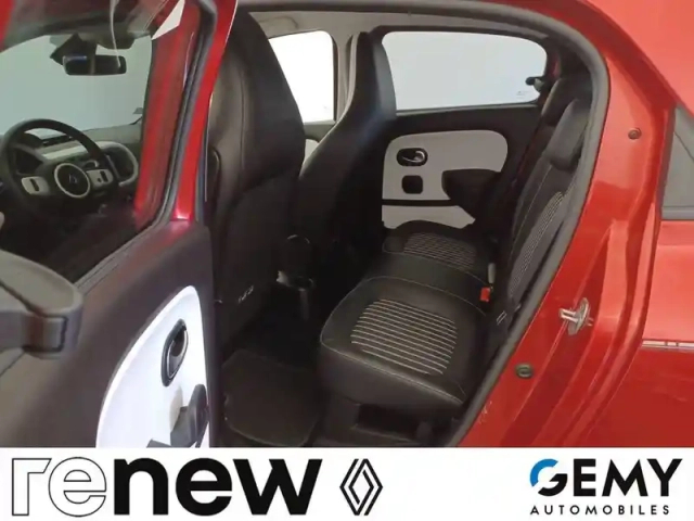 Renault Twingo iii e-tech — photo 25