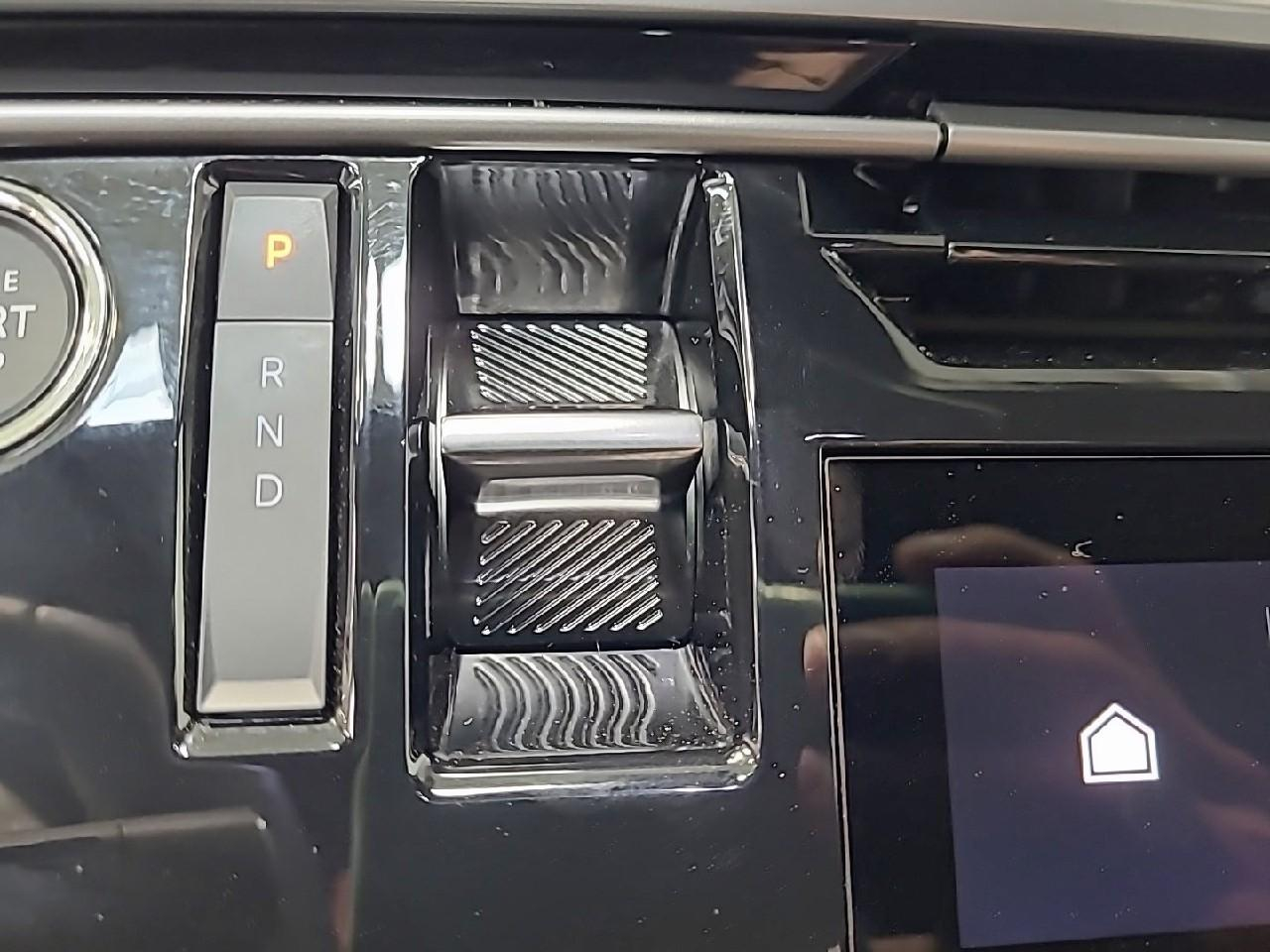 Peugeot 3008 electrique 73 kwh 210 ch allure — photo 20