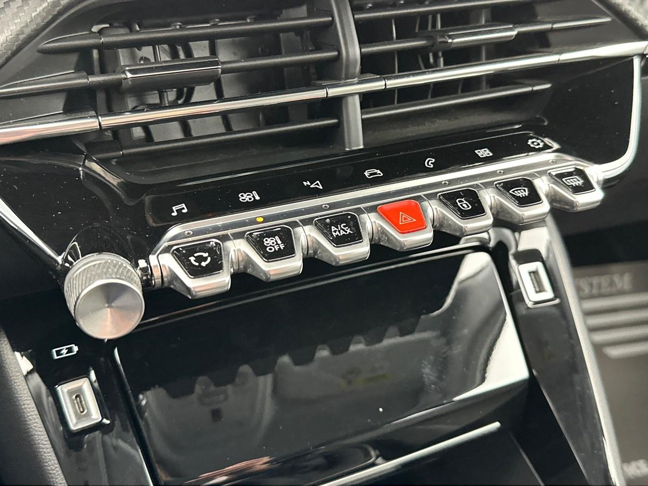 Peugeot 2008 puretech 130 s&s bvm6 allure pack — photo 28