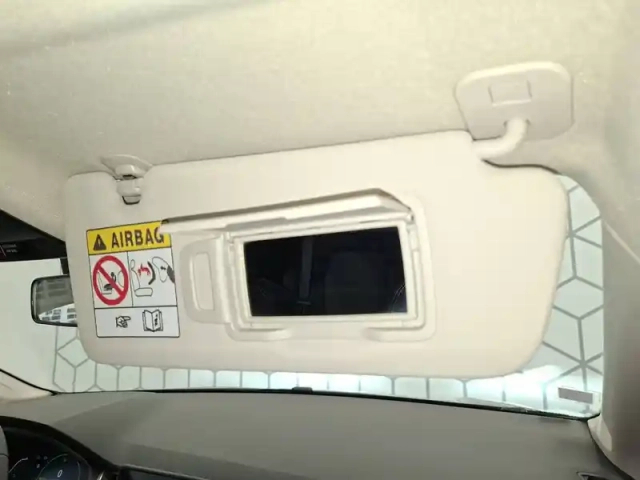 Renault Captur e-tech 145 - 21 — photo 40