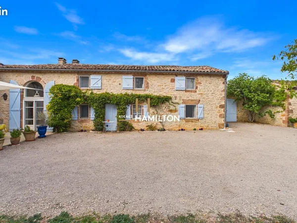 Propriété 11 pièces 360 m²