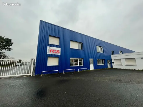 Bureaux 144 m² POITIERS