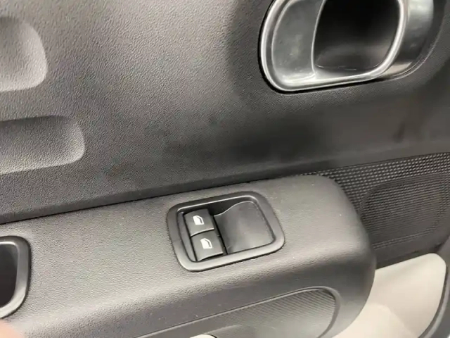 Citroën C3 puretech 83 s&amp;s bvm5 — photo 31