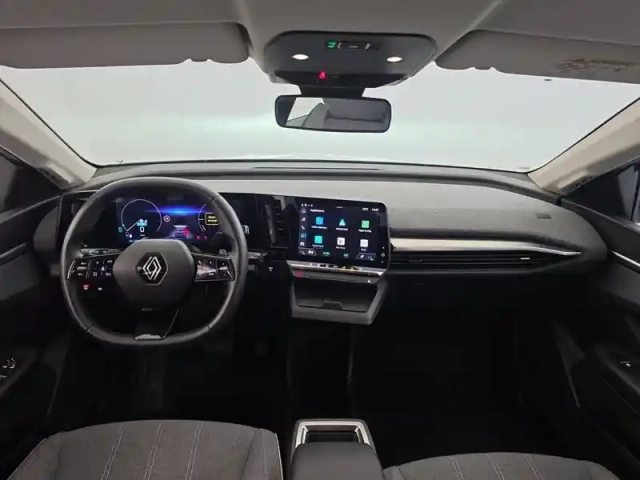 Renault Megane e-tech ev60 130ch super charge — photo 33