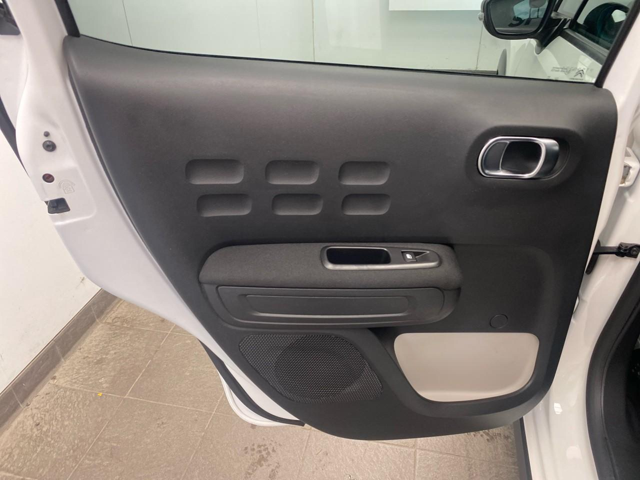 Citroën C3 puretech 110 s&s bvm6 shine — photo 21