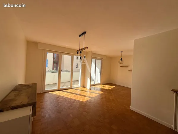 Appartement 2 pièces 63 m²