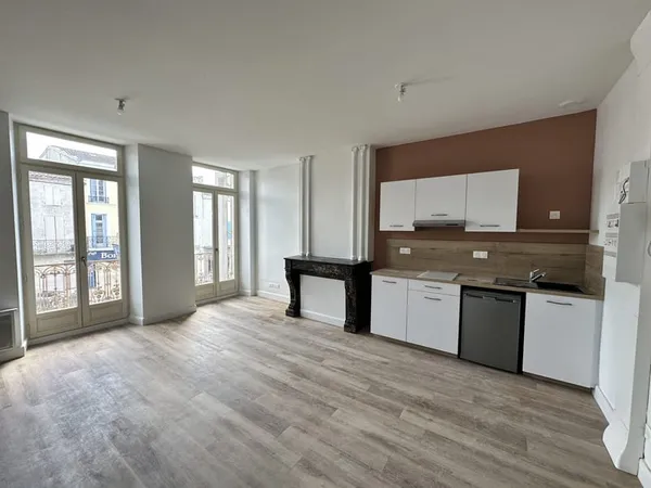 VILLENEUVE SUR LOT, appartement T2 entièrement refait à neuf