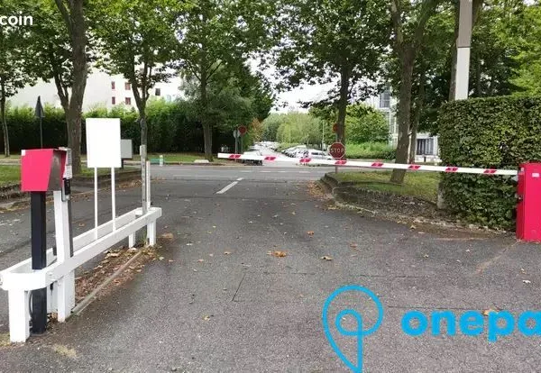Parking/box 12 m² VILLEPINTE