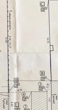 Terrain constructible 236 m²