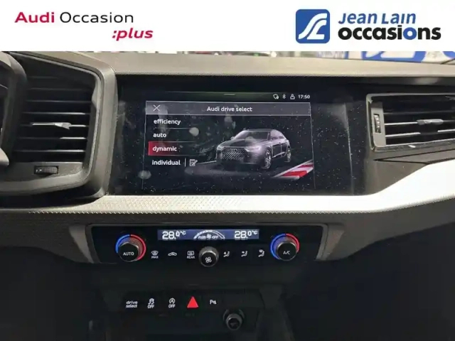 Audi A1 sportback 40 tfsi 207 ch s tronic 7 — photo 61